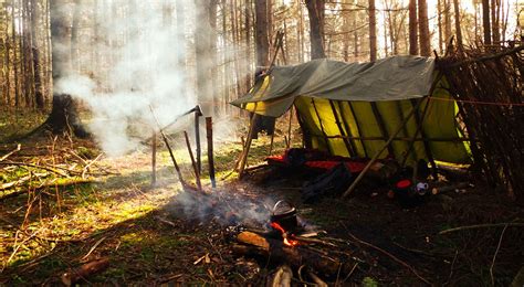 10 Women In Bushcraft And Wilderness Survival Shtf Blog Modern Survival