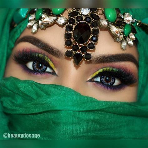 Eyes Hijab Islam Makeup Muslim Image 3507320 By