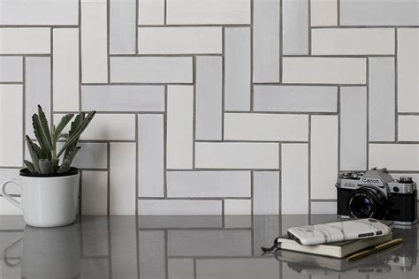 subway tile patterns   lay  constructionstyle