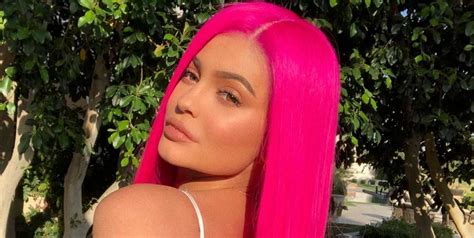 Kylie Jenner S Colorful Hairstyles Get Inspired