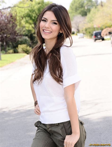 Victoria Justice Cute New Photoshoot 2011 Gallery 11