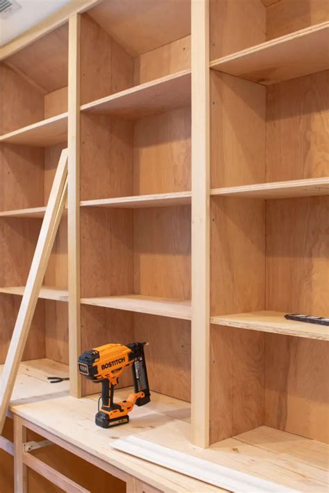 build diy bookshelves  built ins  diy playbook