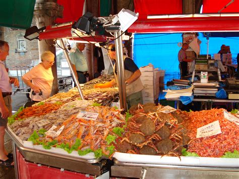 venice fish market   corner  pension guerrato