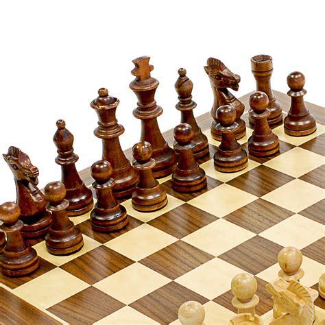 games traditional staunton wood chess set  distressed wooden