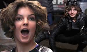 Camren Bicondova Transforms Into Catwoman On Gotham Set Daily Mail Online
