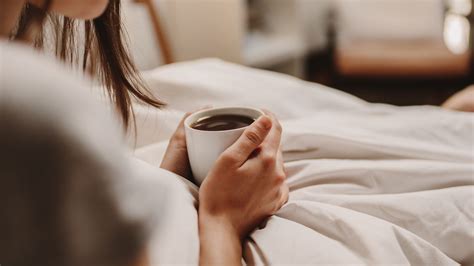 Drinking Coffee Within 4 Hours Of Bedtime Does Not Impact Your Sleep