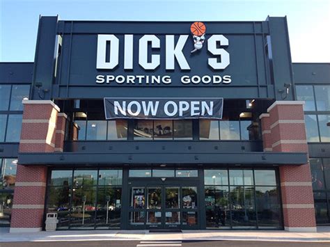 Dick’s Sporting Goods Oh My Buhay