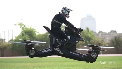 quattrokopter polizei drohne rutube la police de dubai sachete des motos volantes youtube