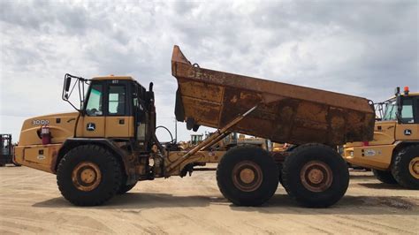 john deere  articulated dump truck unreserved lot  youtube