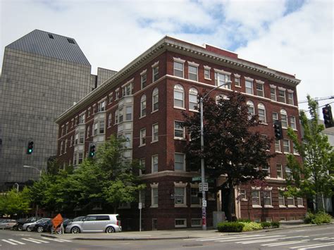 fileseattle castle apartments jpg wikimedia commons