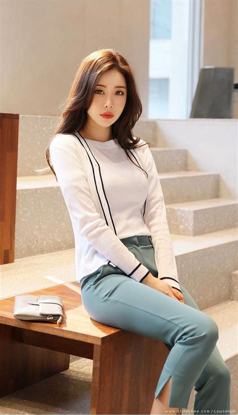 Womens Korean Fashion Looks Great Womenskoreanfashion Fashion