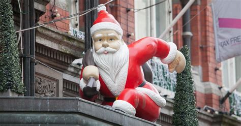 Revenue Warns Santas And Christmas Themed Businesses To Declare