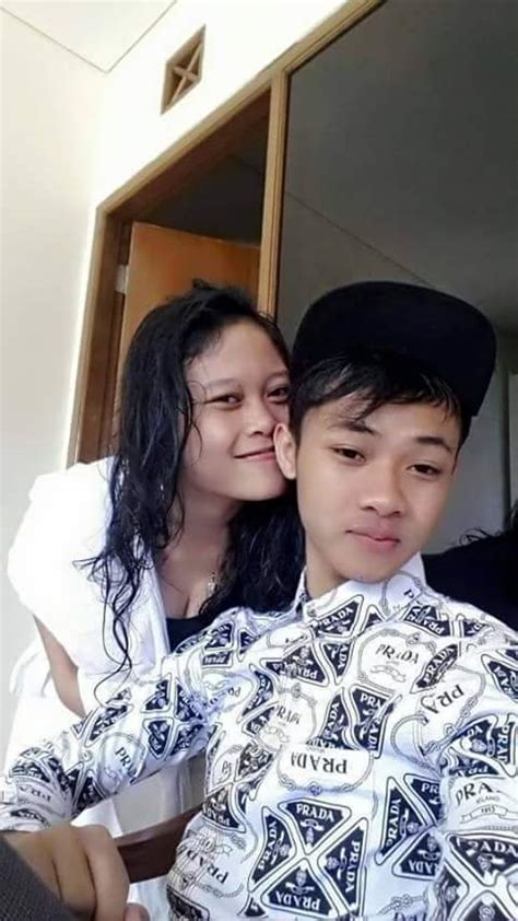 anak sekolah foto bareng pacar hingga foto ranjang wedyan