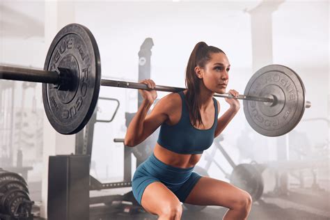 Squats And Butt Wink What Is It And How Do You Prevent It – Sweat