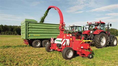 buying  trailed forage harvester  options farmers weekly