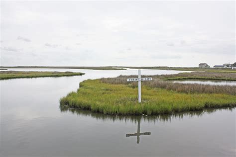 trump told mayor of disappearing tangier island not to worry about sea