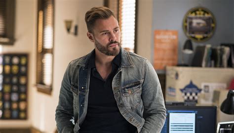 ‘chicago p d — ruzek and upton hook up in season 6 episode hollywood life