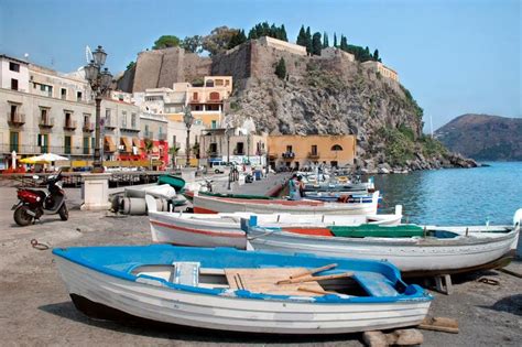 surrounding areas excursions hotel taormina holidays  sicily hotel  star boutique
