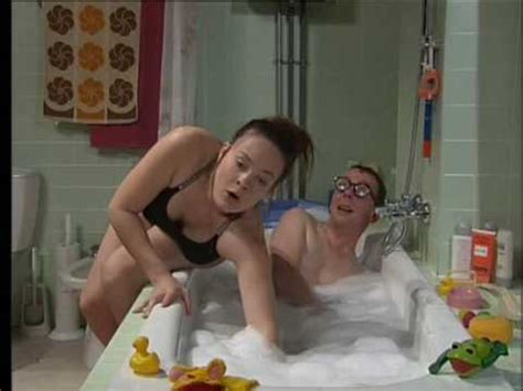 Matroeskjas sex scene