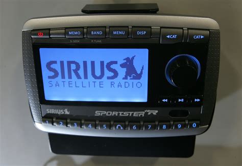 sirius xm radio picks   users  fourth quarter