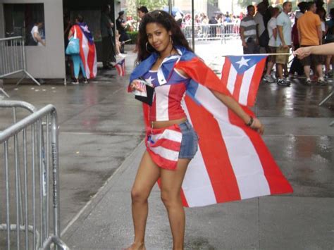the different types of people you ll see at today s puerto rican day parade list global grind