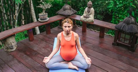 How To Have A Meditation Practice While Pregnant Mindbodygreen