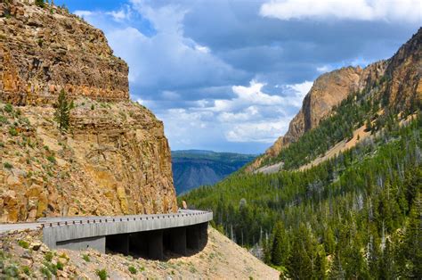 time  touring  grand loop  yellowstone national park