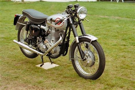 One Of The Most Iconic British Motorcycles The Bsa Dbd34 Gold Star