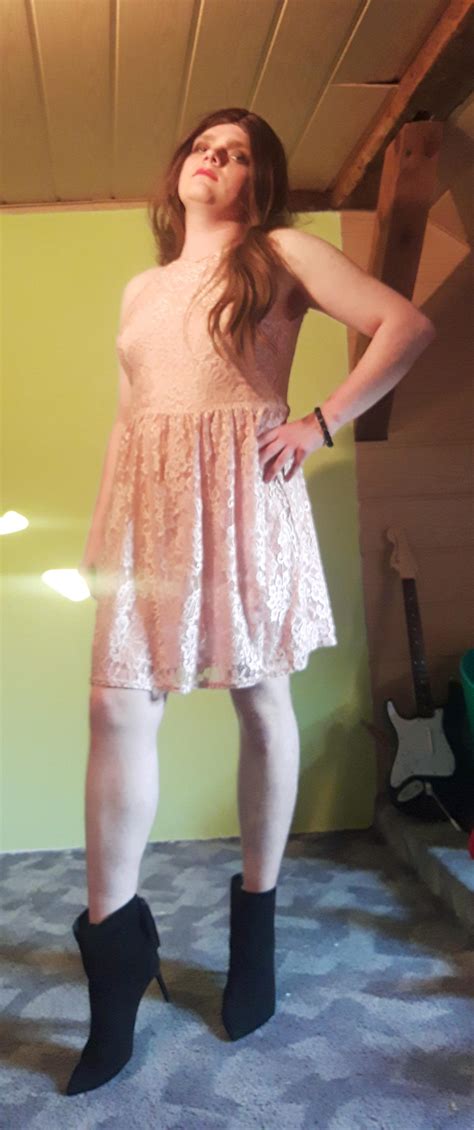full body pic of my new summer dress r crossdressing
