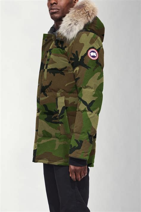 Perfect Quality Classic Camo Canada Goose Men ’s Outerwear