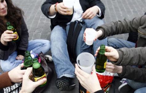 exclusif la consommation d alcool des ados inquiète de plus en plus