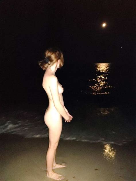 There S Nothing Quite Like Getting Naked On A Public Beach At Night