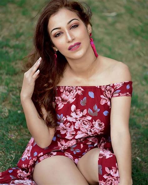 25 Hot Photos Of Sunayana Fozdar New Anjali Mehta In