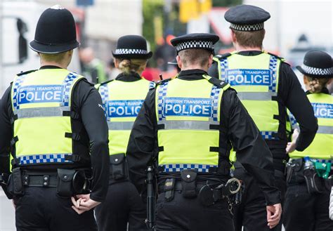 rise  number  police officers  sick leave due  stressful