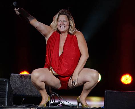 comedian bridget everett flashes boobs and pubic hair during gig daily star