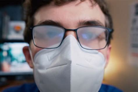 how to stop your glasses from fogging when wearing a mask