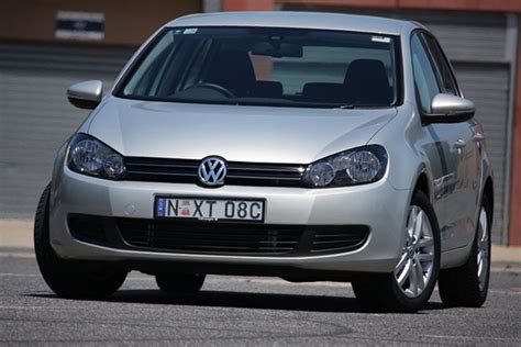 volkswagen golf tsi  reviews news specs buy car