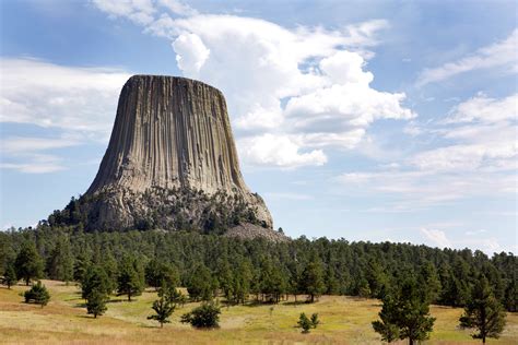 stories   names  iconic american landmarks readers digest