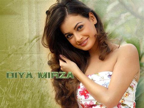 hd wallpaper of diya mirza hot sexy indian actress hot photos and hd wallpapers
