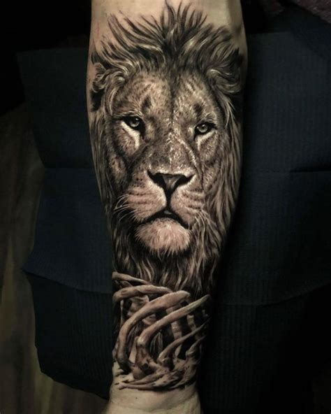 tattoo lion  tattoo japanese