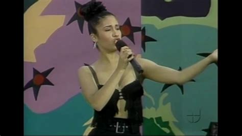 Selena Enamorada De Ti Si La Quieres Live 1992 Youtube