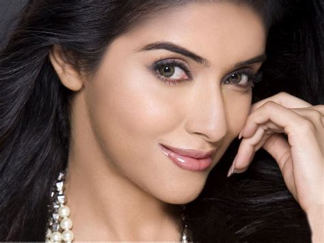 Bollywood Actress Asin All Latest Hd Wallpapers 2012 Songs By Lyrics