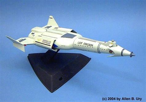 images  model kits  pinterest models miniature  spaceships