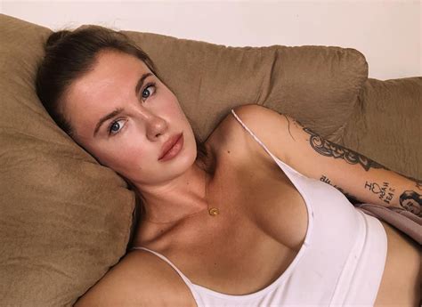 ireland baldwin nude and sexy 10 photos the fappening