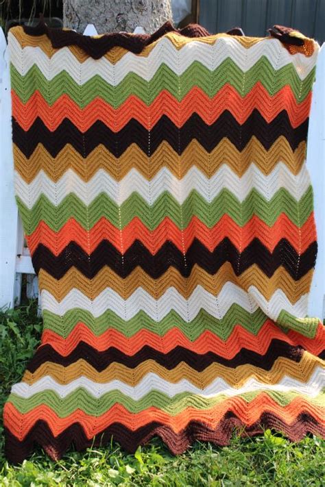 Retro Fall Colors Chevrons Crochet Blanket 1970s Vintage Granny Ripple