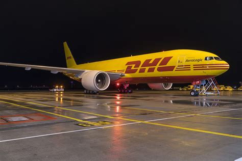 dhl express purchases  additional boeing  freighters fleet transport