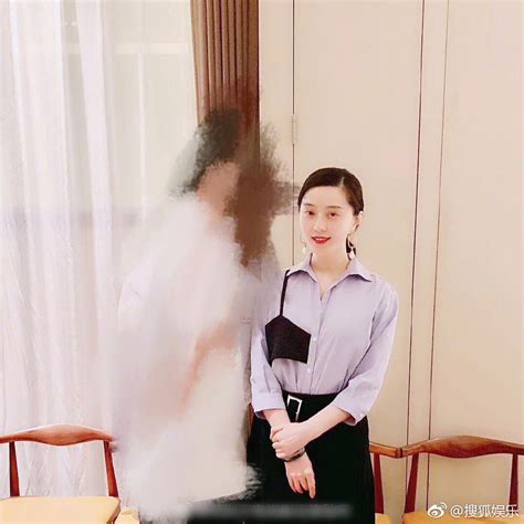 Weibo Go Fan Bingbing’s Recent Whereabouts Red Lips