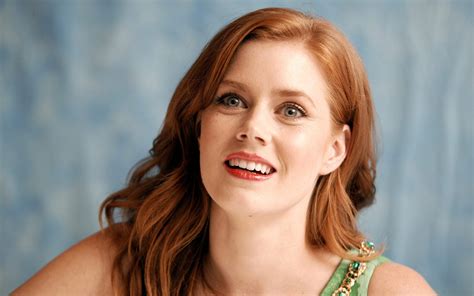 Download Black And White Redhead Celebrity Amy Adams Hd Wallpaper