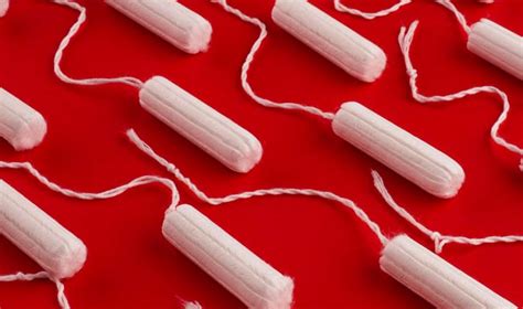 why you should be having more period sex—yes really the everygirl