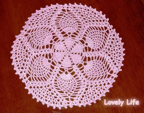 lovely life glorious pineapple doily